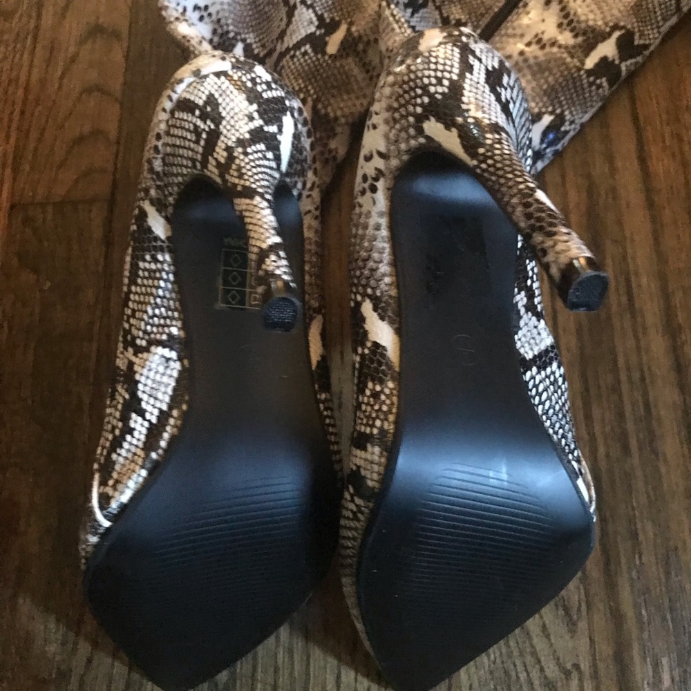Over the knee (thigh high) Python Print Boots - Picture 4 of 8